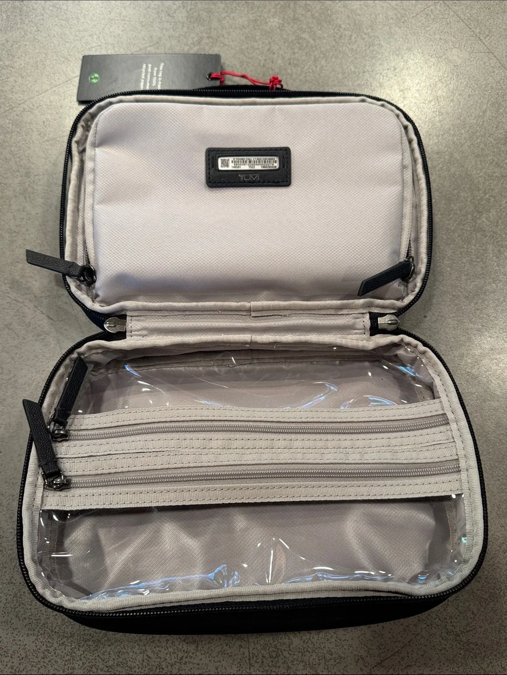 NWT TUMI Voyageur Tammin Cosmetic Case Black Travel Toiletry Organizer